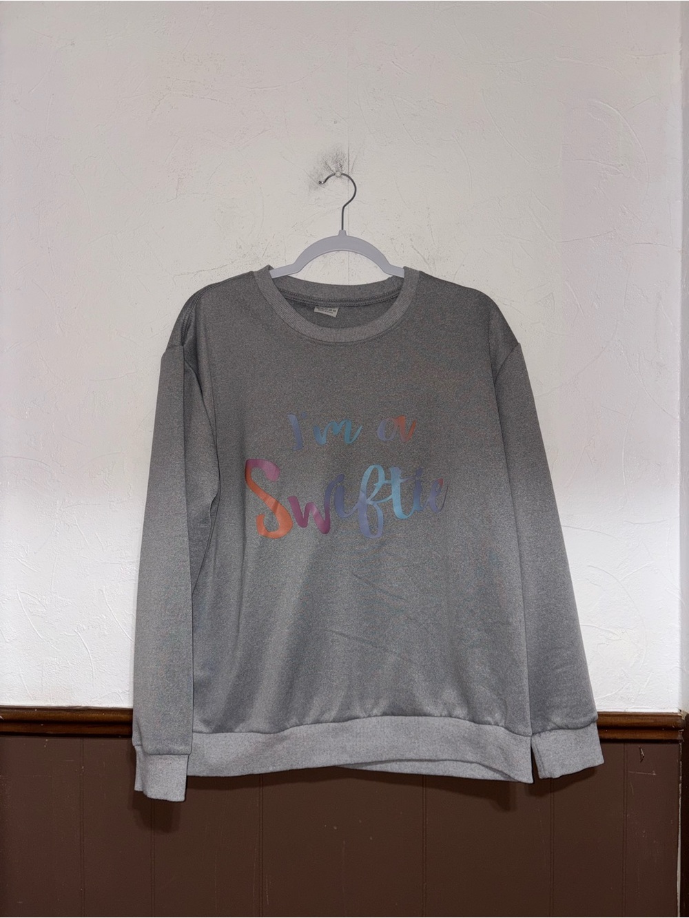 Taylor Swift | Gray Sweatshirt | Size Large